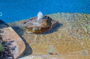 accent-boulders-on-inground-pool-250
