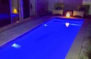 LED-swimming-pool-lighting-410